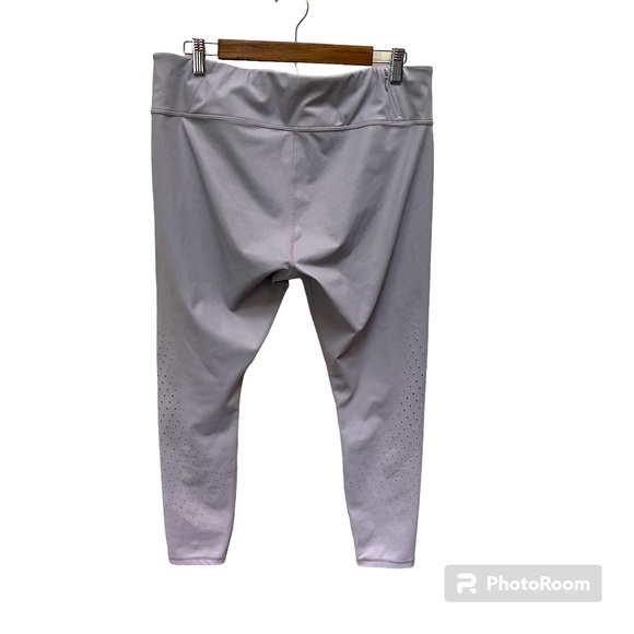 Athleta Contender Aero 7/8 Tight Leggings in Pebble Gray Size XL NWOT Ombré - Picture 3 of 10
